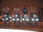 les 4 vlos et leurs equipements de nuit