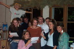 les amis entament la chansonnette ...